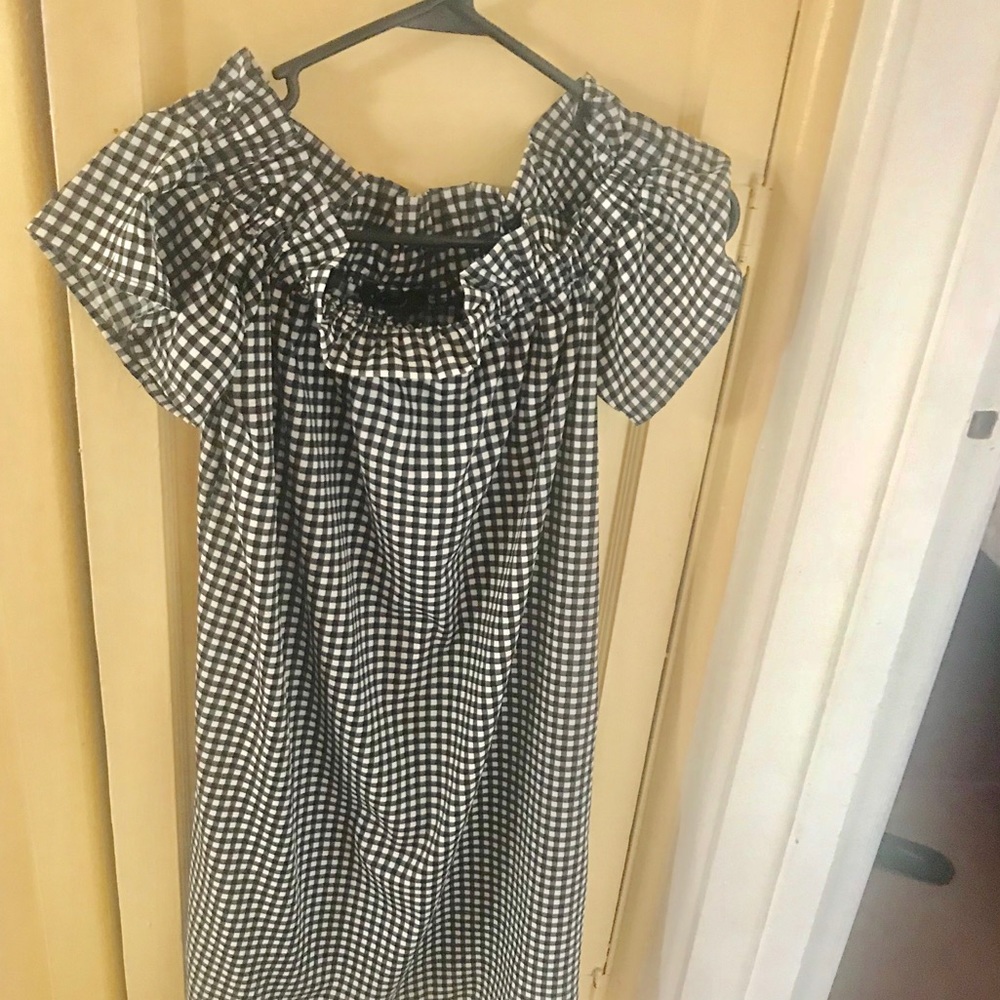 Off the shoulder dress - Poshmark
